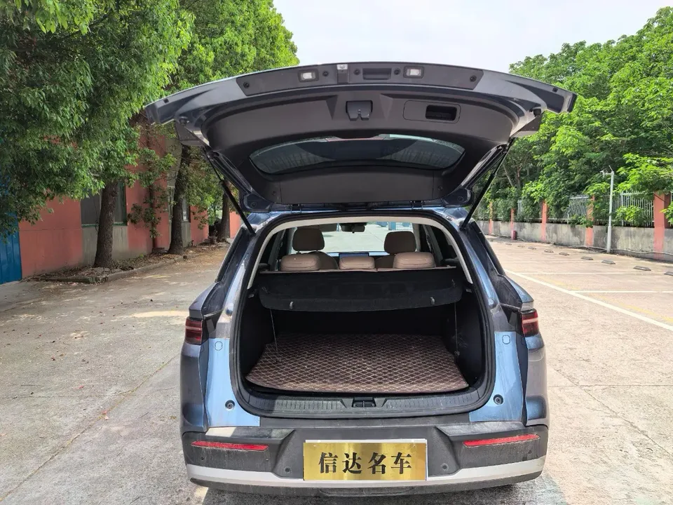 BYD Song Pro DM Song Pro DM Second Generation Intelligent Driving Edition DM-i 75KM Leading Edition 2025 — thumbnail 5