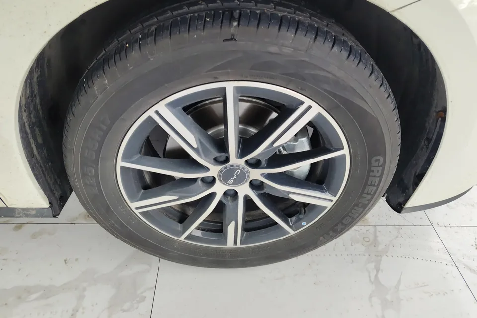 BYD Seal 06DM DM-i 120KM Premium Edition 2024 — миниатюра 4