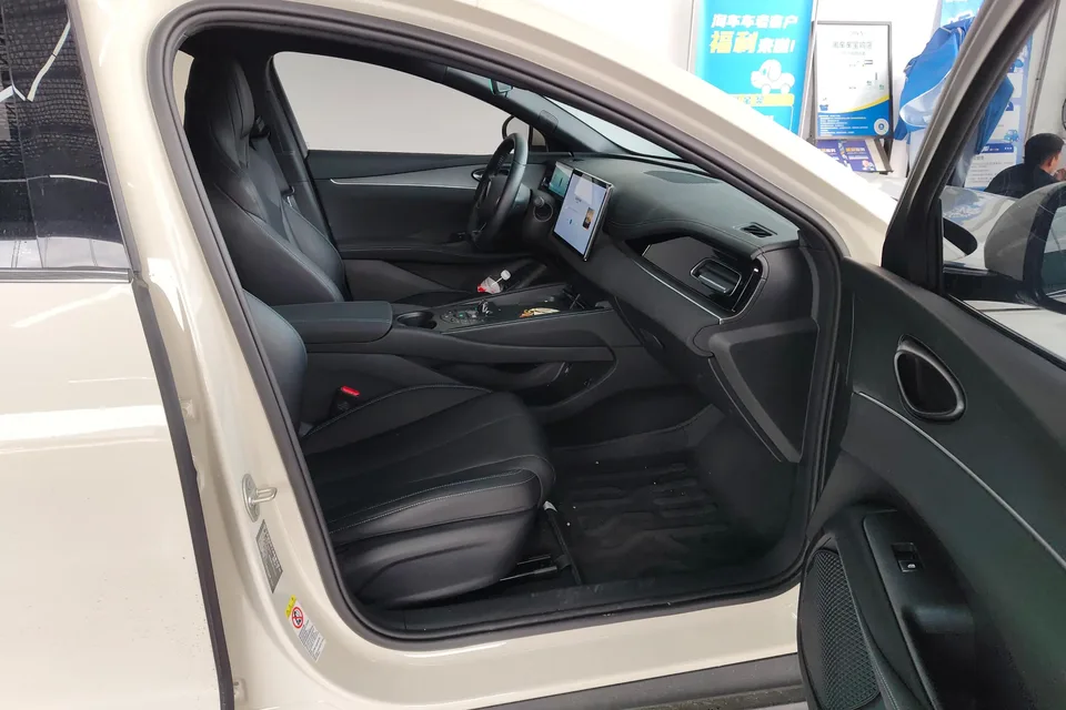 BYD Seal 06DM DM-i 120KM Premium Edition 2024 — миниатюра 5
