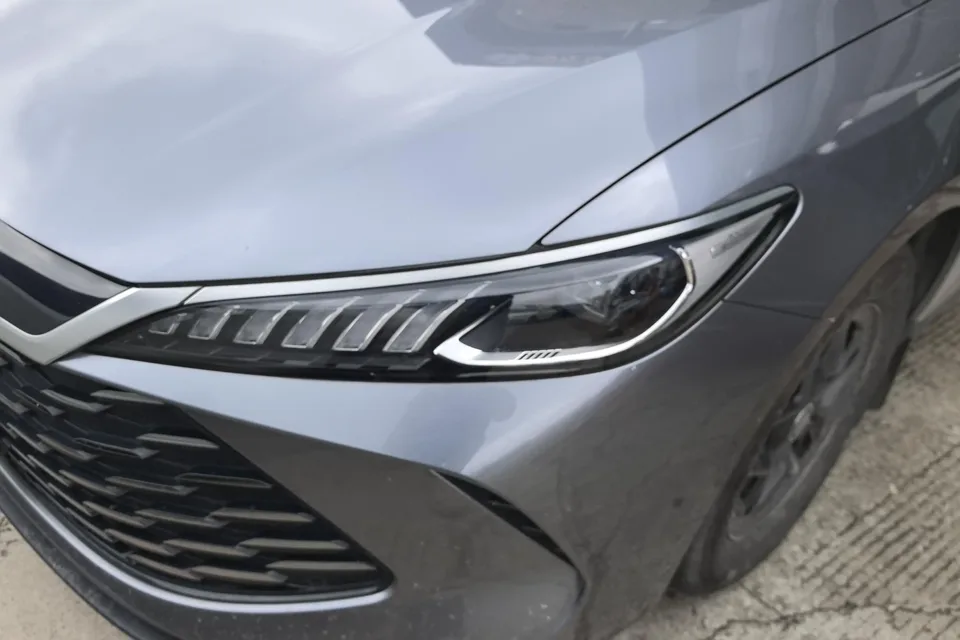 BYD Qin PLUS DM Qin PLUS DM Intelligent Driving Edition DM-i 55KM Leading Edition 2025 — thumbnail 2