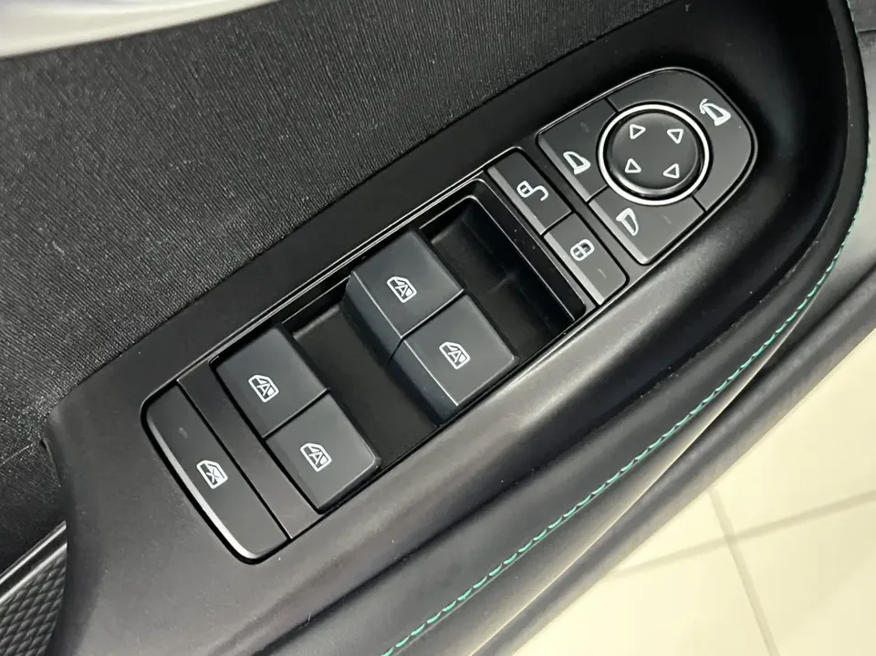 BYD Dolphin Dolphin Dolphin 2023 Cavalier Edition 2023 — thumbnail 5