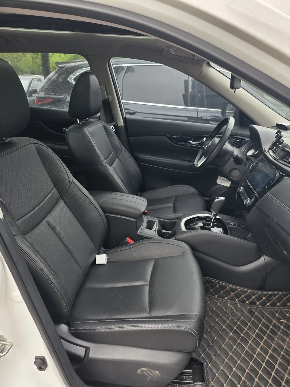 Nissan X-Trail Classic Edition 2.0L 2WD Smart Connection Comfort Edition 2023 — миниатюра 5