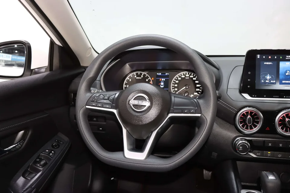 Nissan Sylphy Sylphy 1.6L CVT True Edition 2025 — thumbnail 4