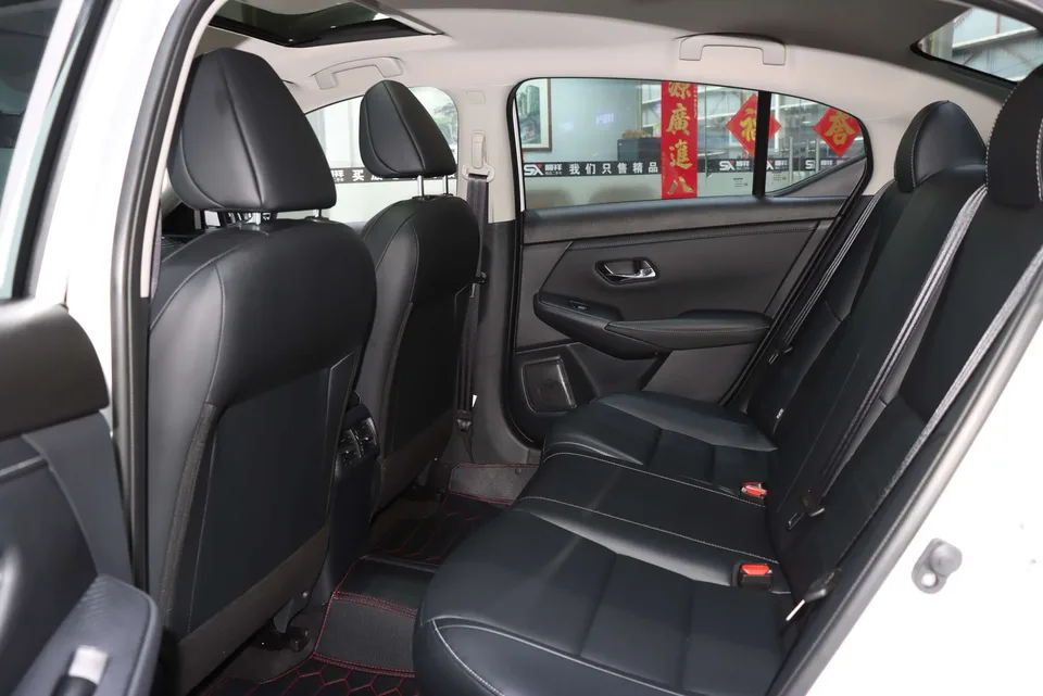 Nissan Sylphy Sylphy 1.6L CVT True Edition 2025 — thumbnail 5