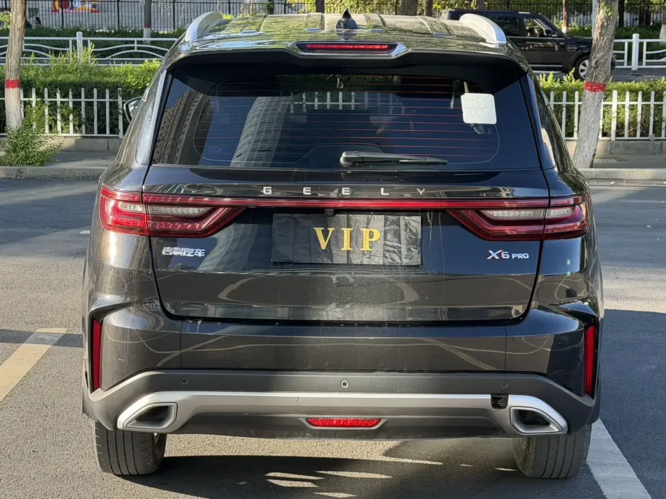 Geely Vision X6 PRO 1.4T Automatic Premium Edition 2022 — миниатюра 2