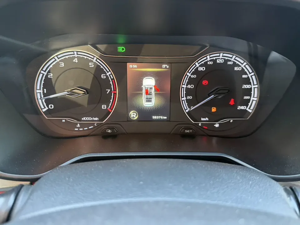Geely Vision X6 PRO 1.4T Automatic Premium Edition 2022 — миниатюра 4
