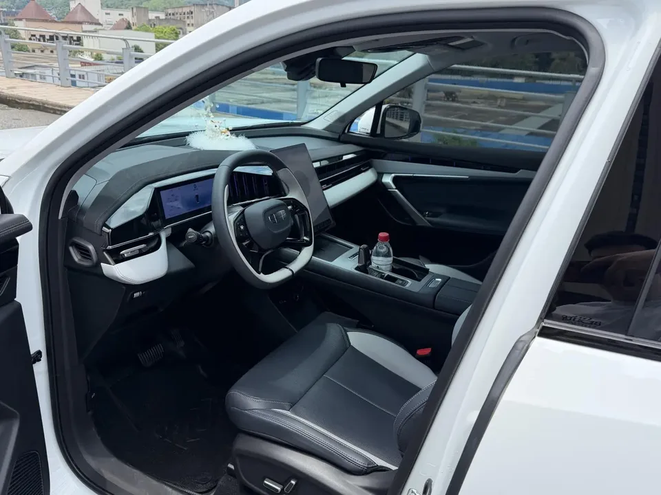Geely Atlas L fourth generation 1.5TD DCT Jinxiu 2025 — миниатюра 5