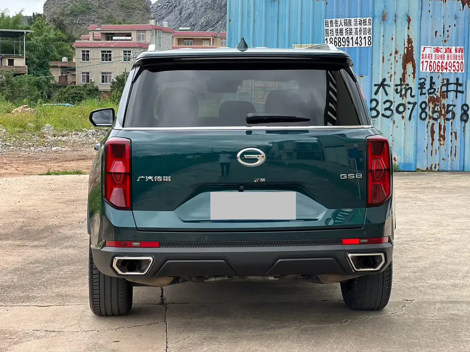 GAC Trumpchi GS8 390T two-wheel drive luxury intelligent connected vertical engine version 2022 — миниатюра 2