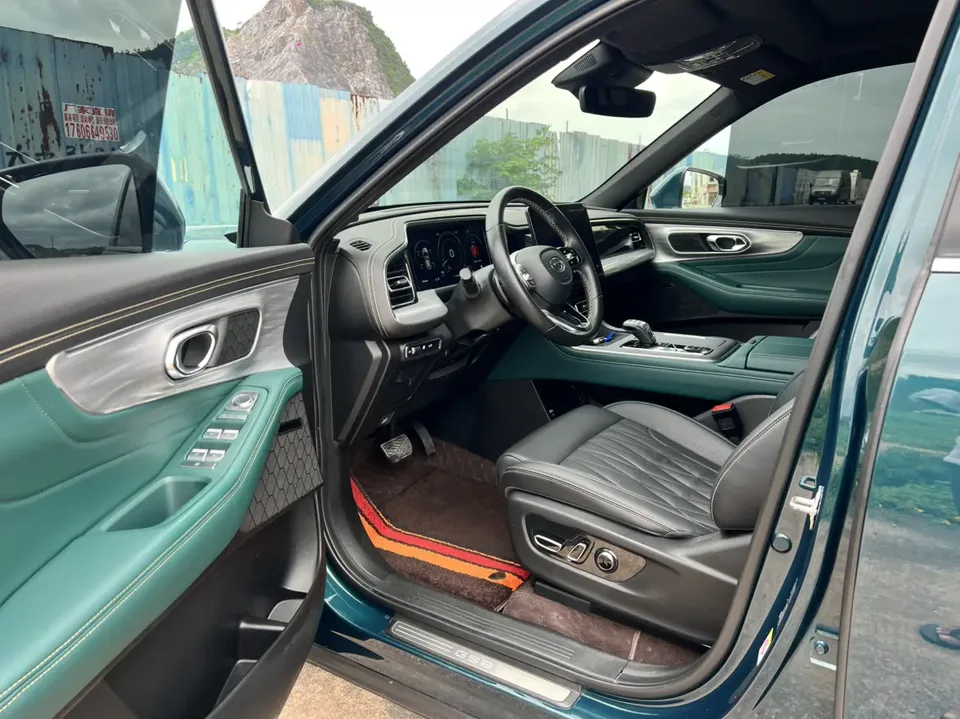 GAC Trumpchi GS8 390T two-wheel drive luxury intelligent connected vertical engine version 2022 — миниатюра 3