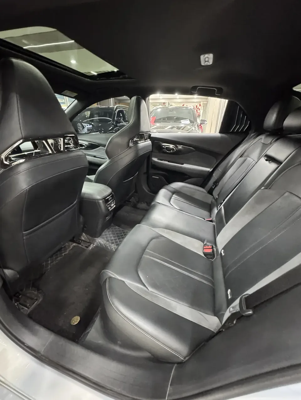 GAC Trumpchi Shadow Leopard 400T Automatic R Max Edition 2024 — миниатюра 3