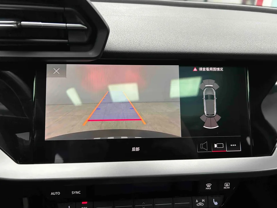 Audi A3 A3 facelift Sportback 35 TFSI stylish and sporty 2023 — thumbnail 3