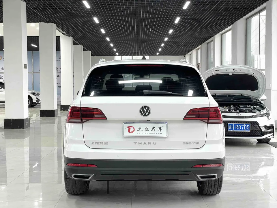 Volkswagen Tharu 280TSI 2WD Luxury Edition 2022 — миниатюра 2