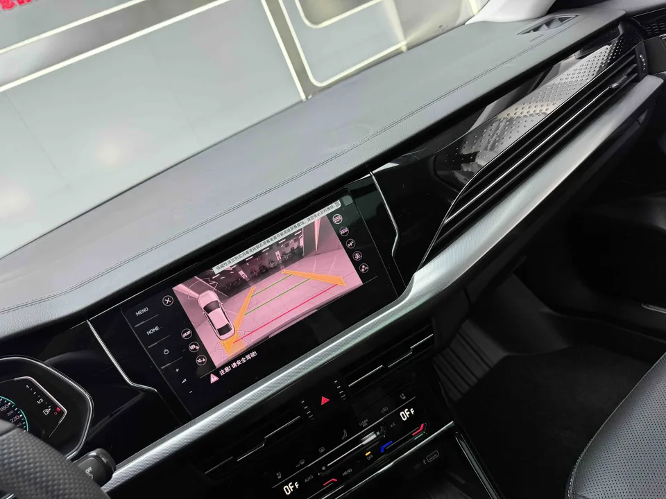 Volkswagen Passat Passat 2022 330TSI Deluxe Edition 2022 — миниатюра 4