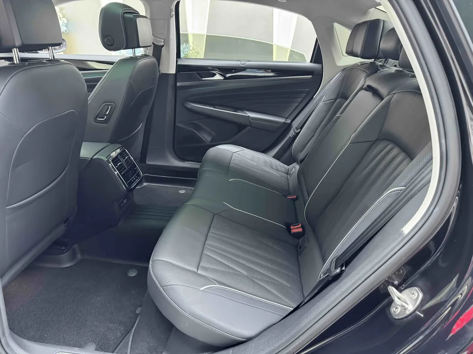 Volkswagen Passat Passat 2022 330TSI Deluxe Edition 2022 — миниатюра 5