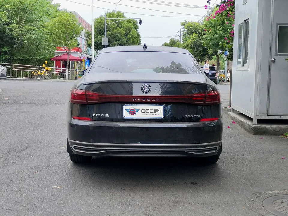Volkswagen Passat Passat 2022 330TSI Star Elite Edition 2022 — миниатюра 2