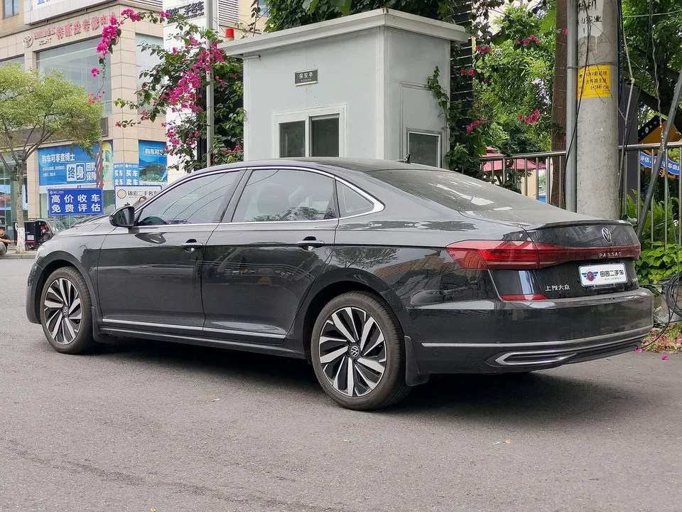 Volkswagen Passat Passat 2022 330TSI Star Elite Edition 2022 — миниатюра 4