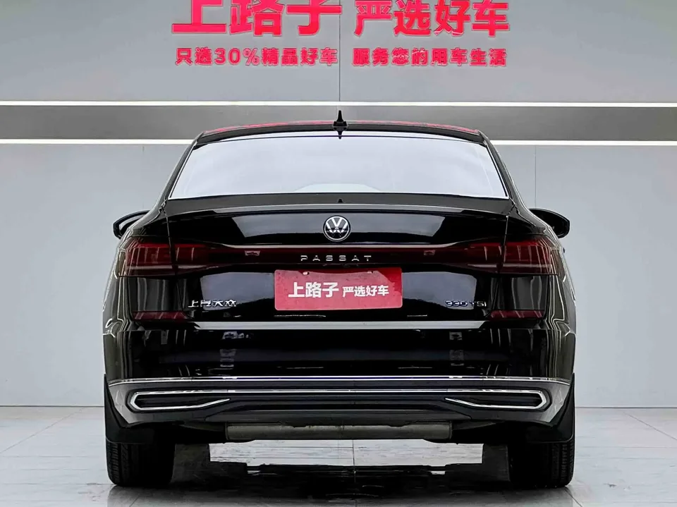 Volkswagen Passat Passat 2023 330TSI Elite Edition 2023 — миниатюра 2