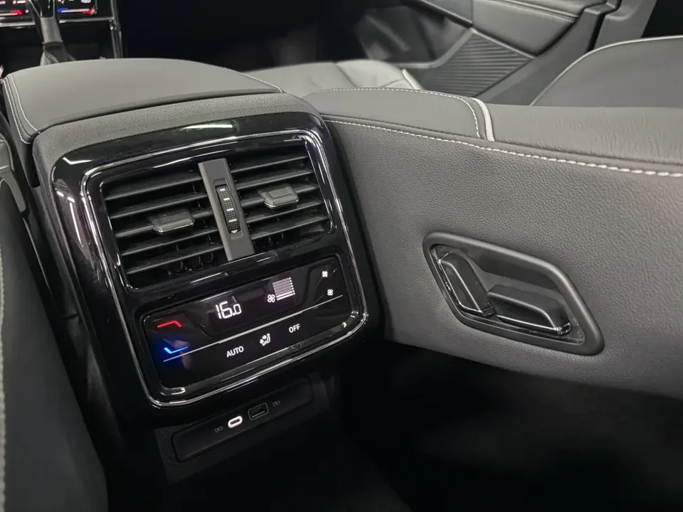 Volkswagen Passat Passat 2023 280TSI Star Elite Edition 2023 — миниатюра 3