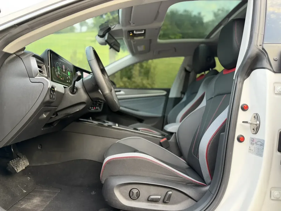 Volkswagen Lamando Lingdu Lingdu L 280TSI DSG Cool Edition 2023 — миниатюра 5