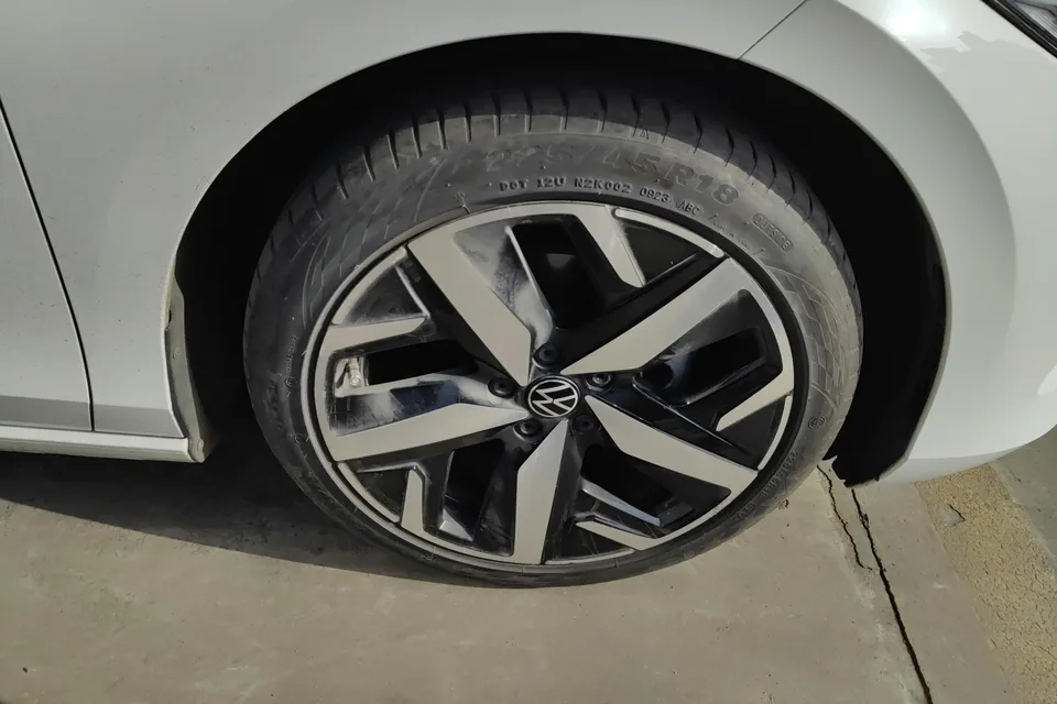 Volkswagen Lamando Lingdu Lingdu Lingdu L 280TSI DSG Cool Edition 2023 — thumbnail 2