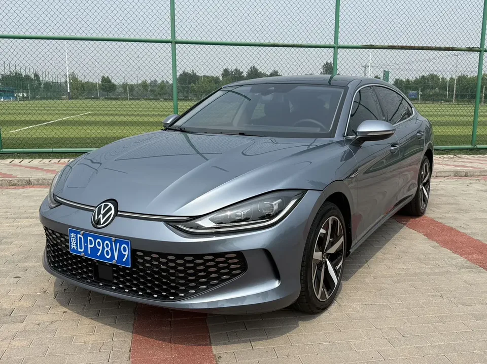 Volkswagen Lamando Lingdu Lingdu L 280TSI DSG Cool Edition 2023 — фото 1, купить с доставкой в Москву