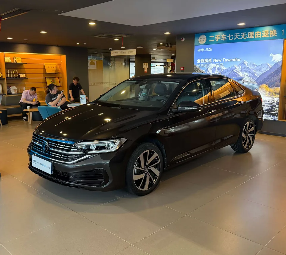 Volkswagen Sagitar 2023