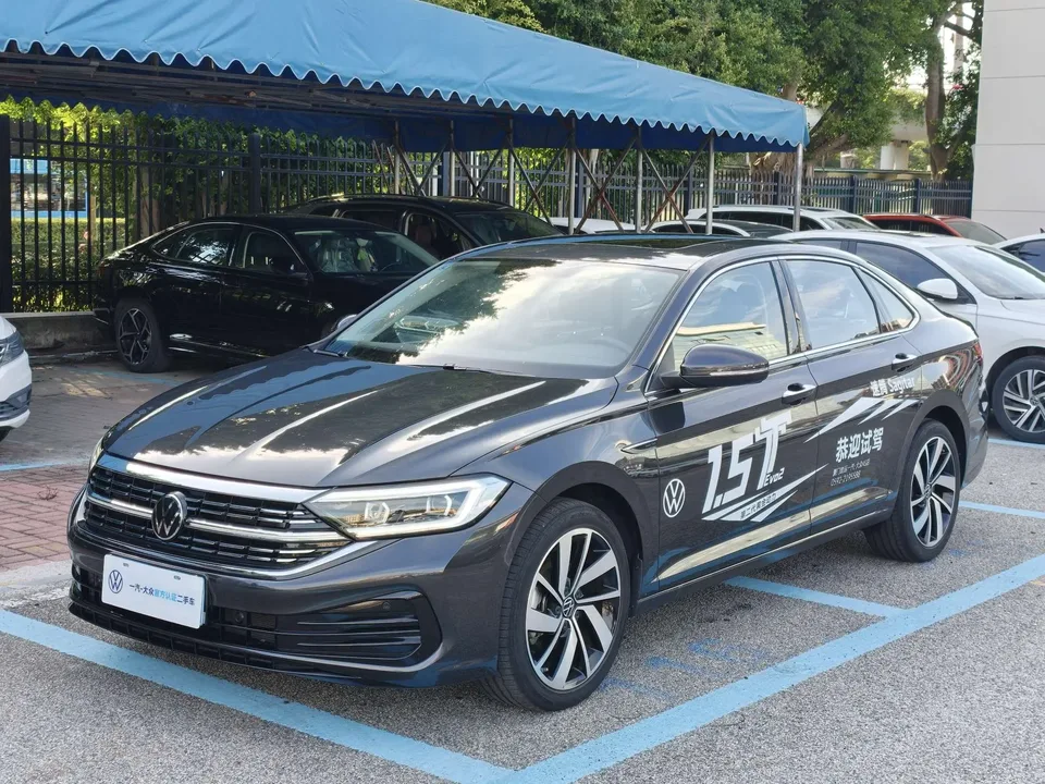 Volkswagen Sagitar 2023