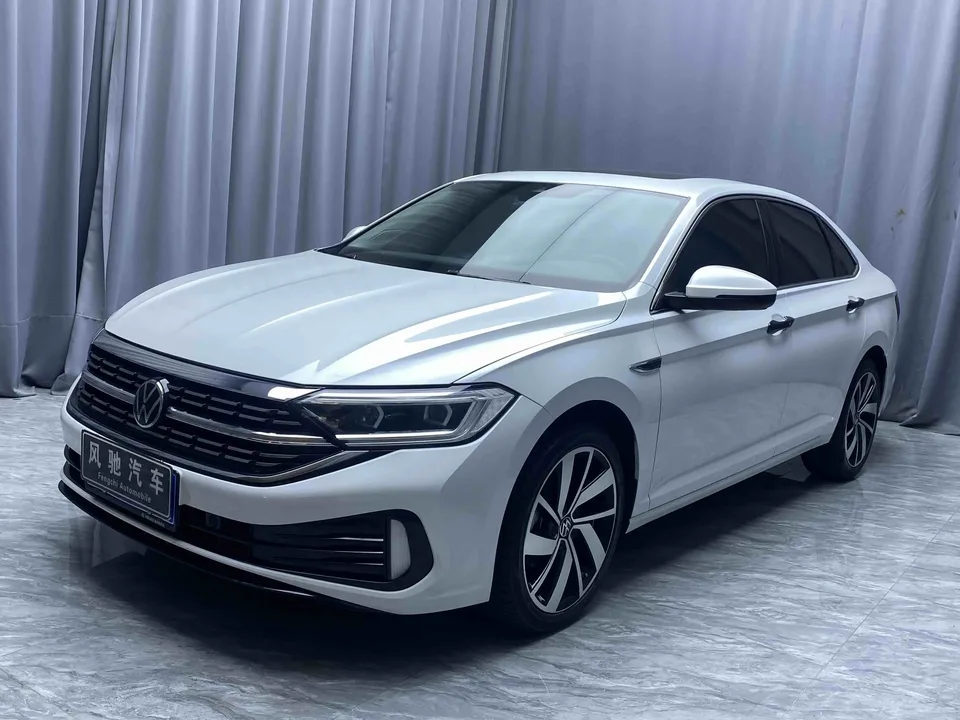 Volkswagen Sagitar 2022