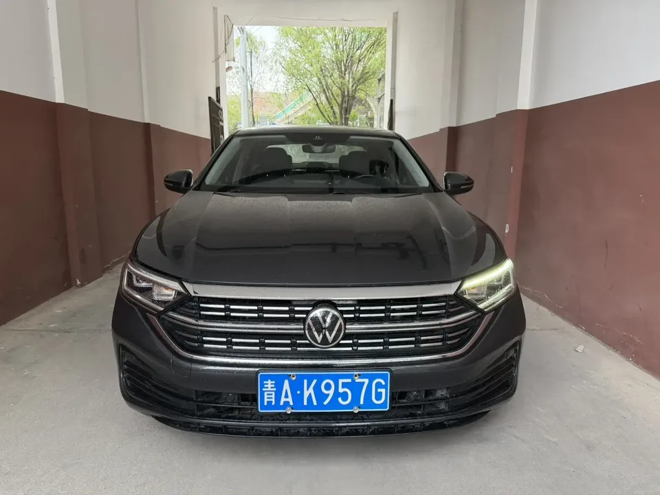 Volkswagen Sagitar 2023