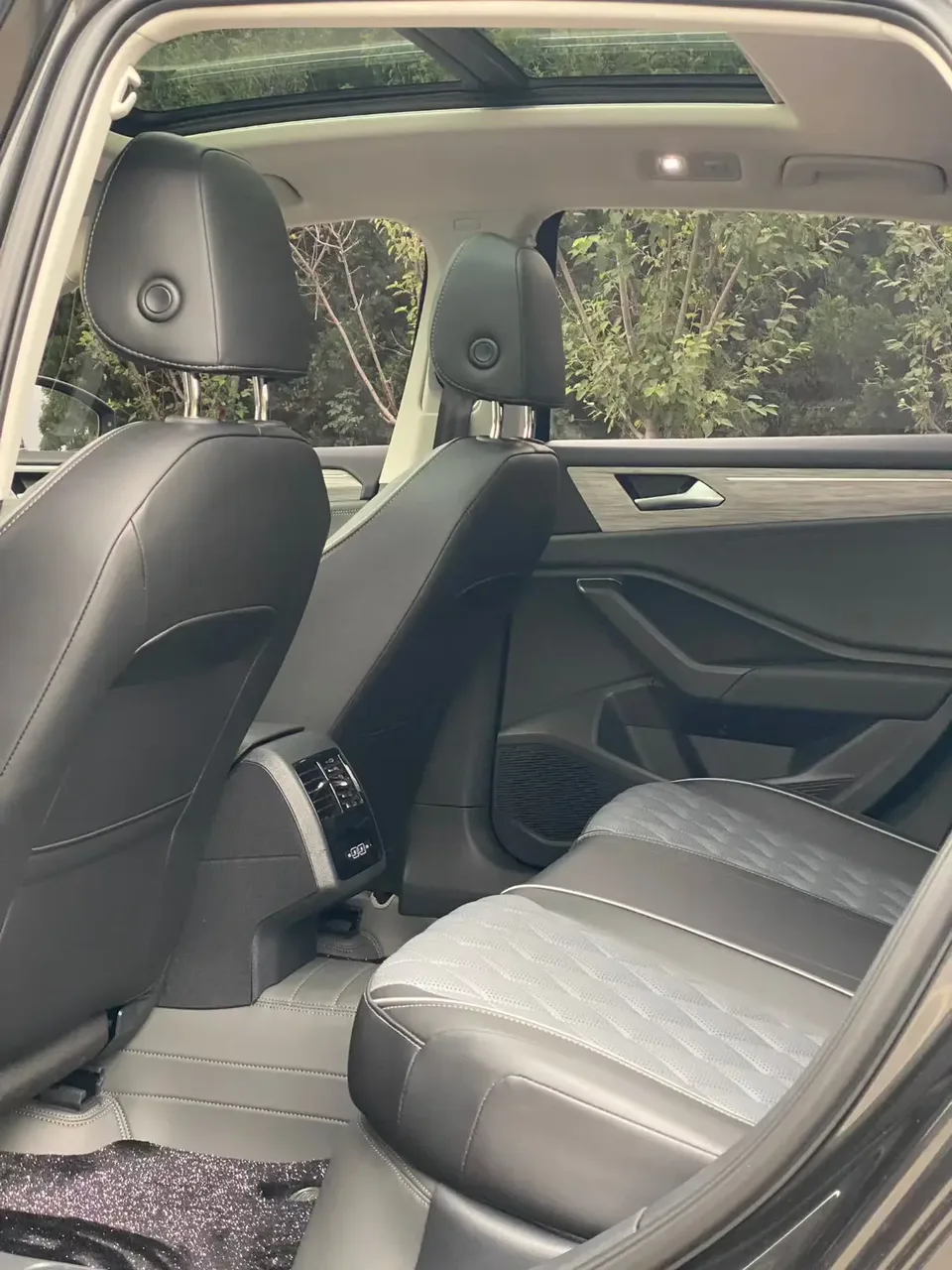 Volkswagen Sagitar Sagitar facelift 300TSI DSG Beyond Edition 2025 — миниатюра 5