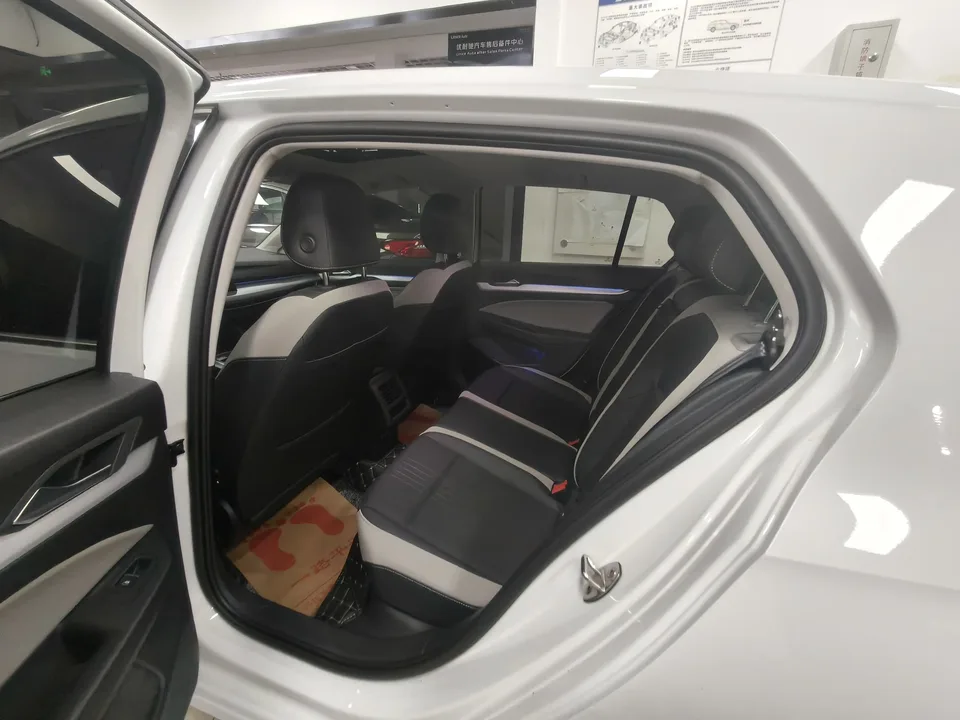 Volkswagen Golf Golf 2023 280TSI DSG Pro 2023 — миниатюра 5