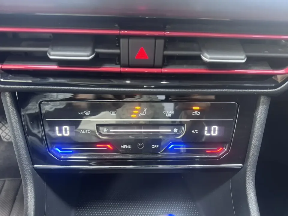Volkswagen Lavida Lavida 2023 280TSI DSG Starry Sky Edition 2022 — thumbnail 4