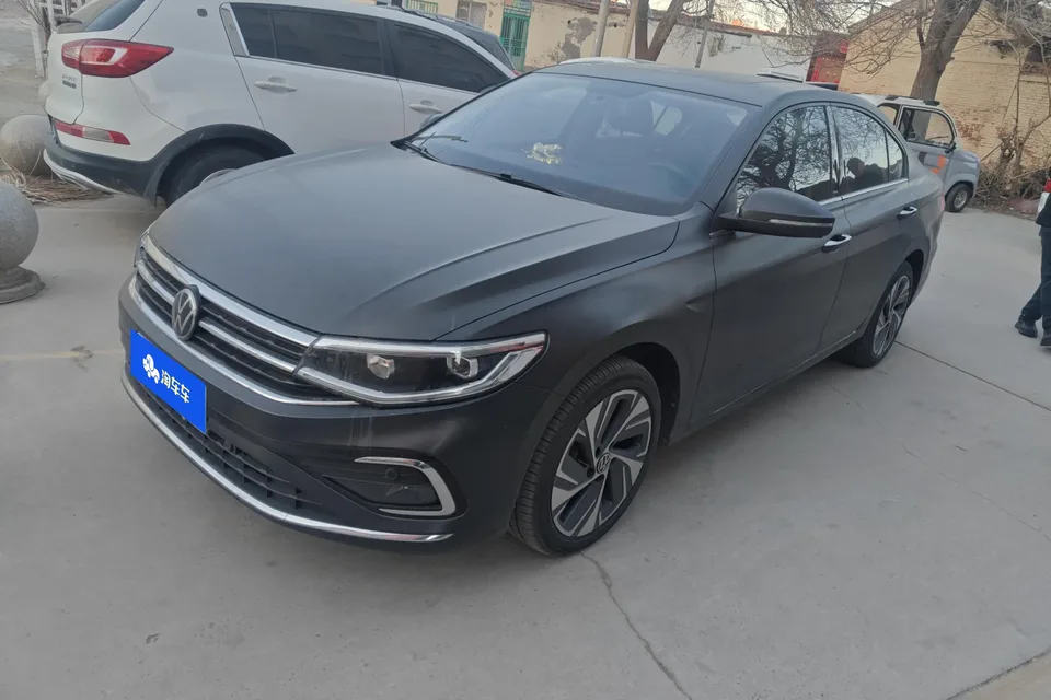 Volkswagen Bora 2023
