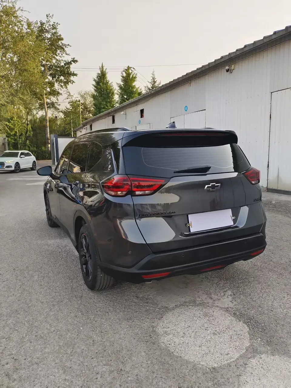 Chevrolet Volando light hybrid Redline 530T indulgent version (5+2 models) 2023 — миниатюра 4