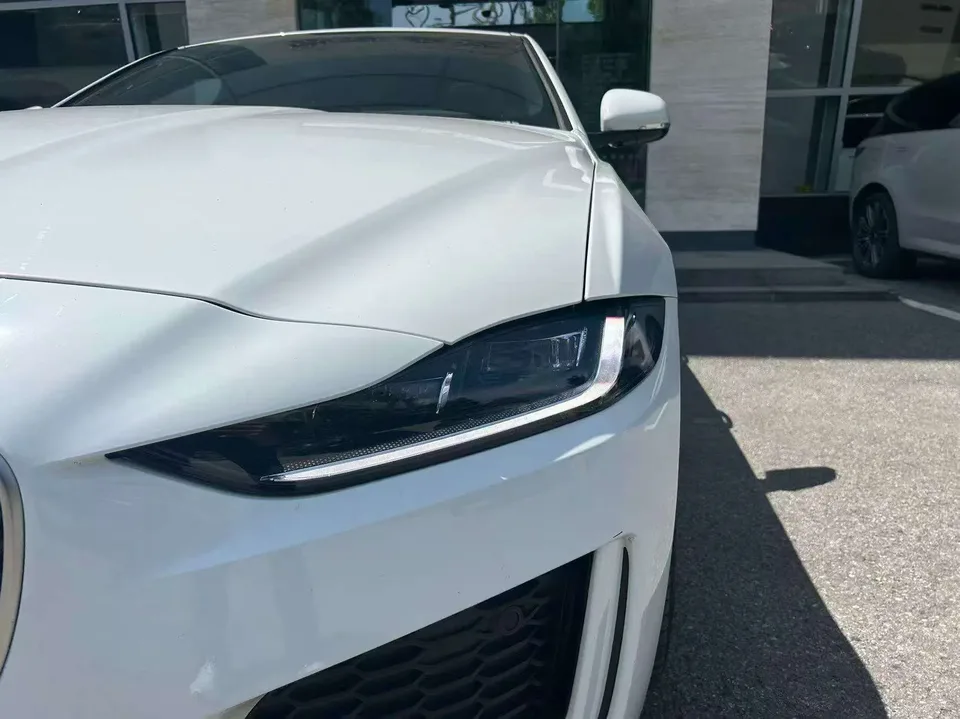 Jaguar XEL Jaguar XEL 2.0T 250PS R-DYNAMIC S Progressive Sports Edition 2024 — thumbnail 3