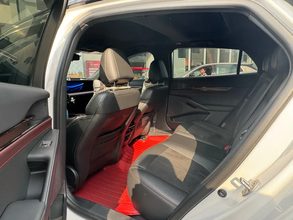 Ford Mondeo EcoBoost 245 Extreme Edition 2022 — миниатюра 3