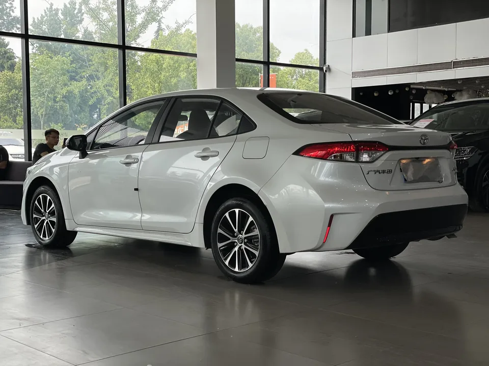 Toyota Levin Lei Ling 185T Luxury Edition 2026 — thumbnail 4