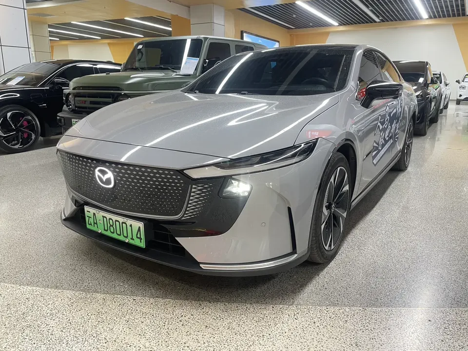 Mazda EZ-6 2024