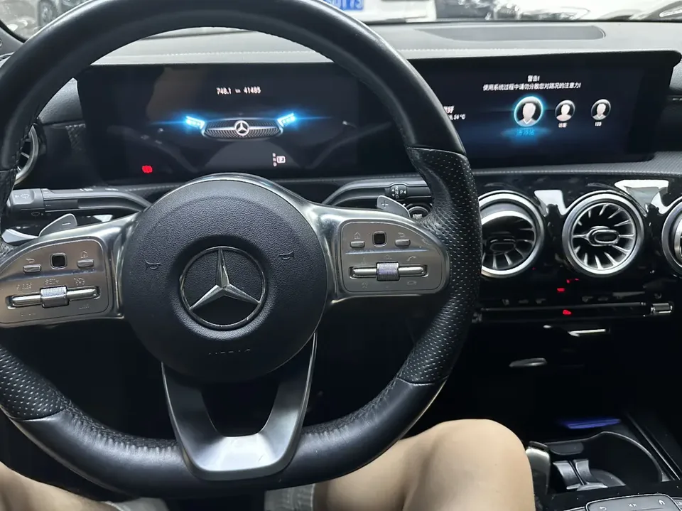 Mercedes-Benz Mercedes Benz A Class Mercedes-Benz A-Class 2022 A 200 L sports sedan dynamic version 2022 — миниатюра 4