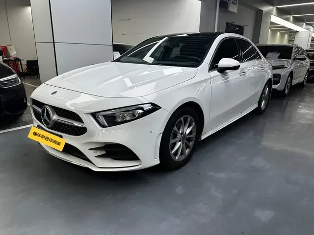 Mercedes-Benz Mercedes Benz A Class 2022