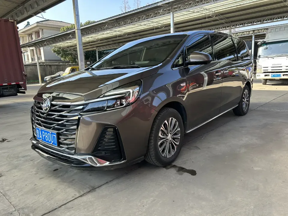 Buick GL8 2024