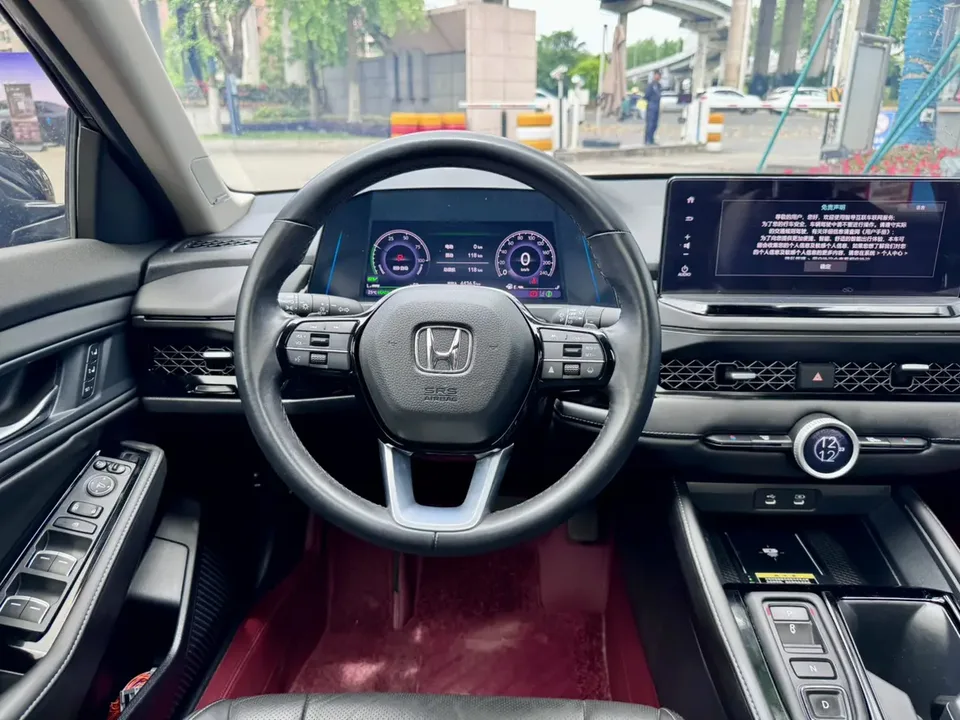 Honda Accord PHEV Accord PHEV e:PHEV Premium Edition 2023 — миниатюра 5