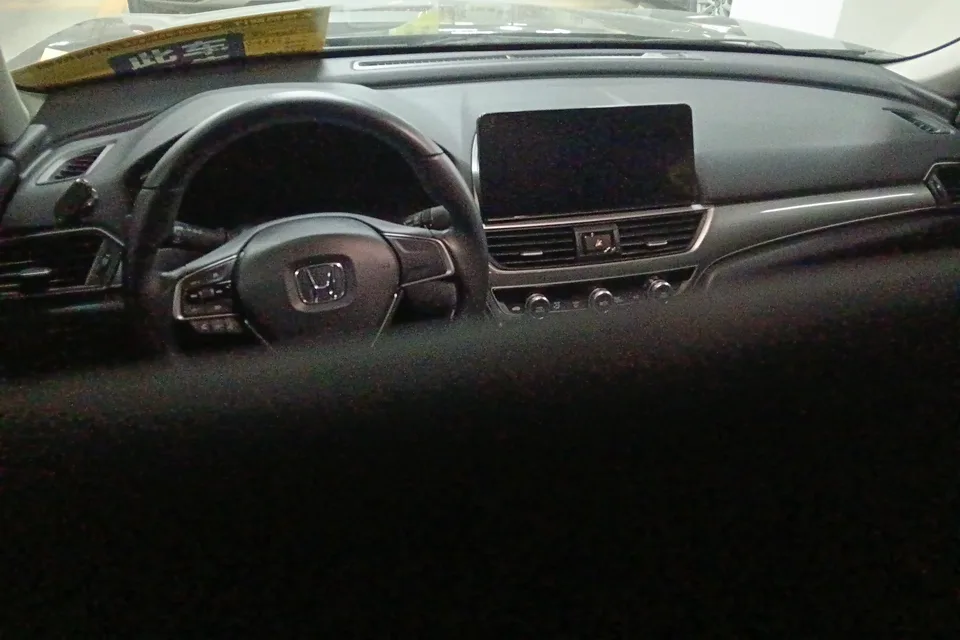 Honda Accord Accord 2022 260TURBO Deluxe Edition 2022 — миниатюра 3