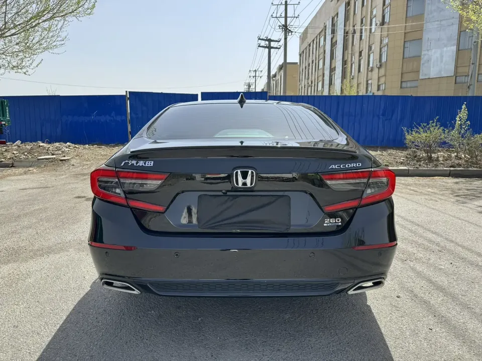 Honda Accord 2022 Accord 260TURBO Fantasy Night Premium Edition 2022 — миниатюра 2