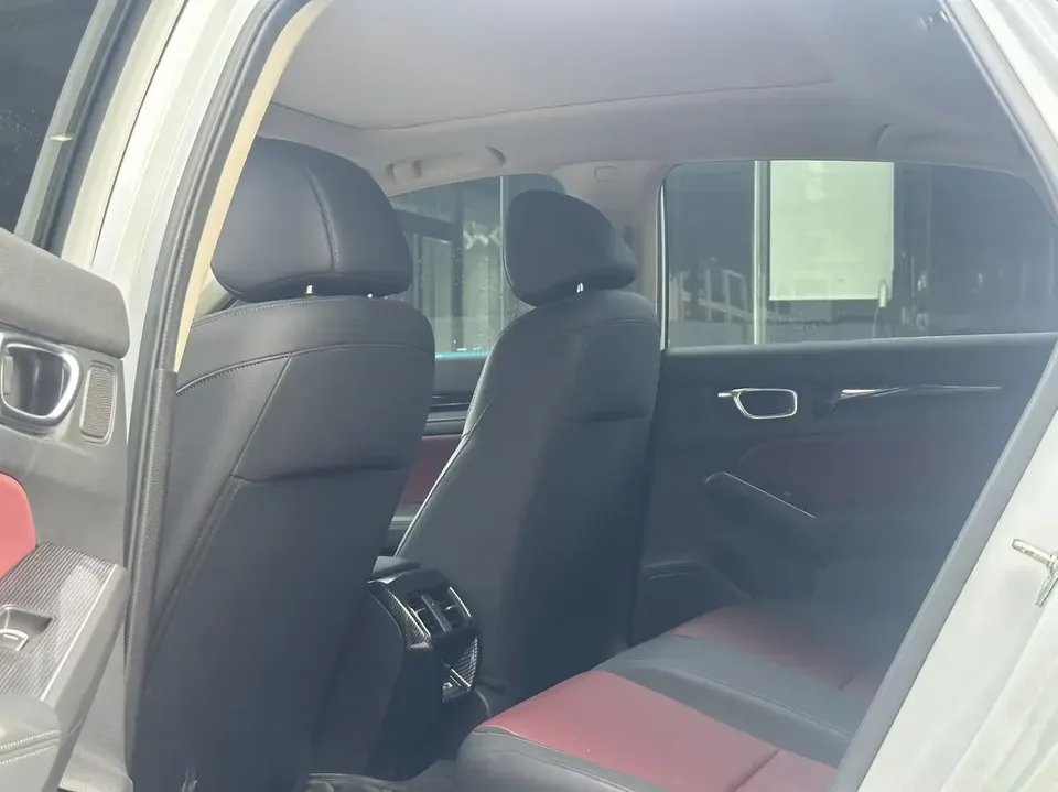 Honda Integra 240TURBO CVT Exclusive Edition 2022 — миниатюра 3