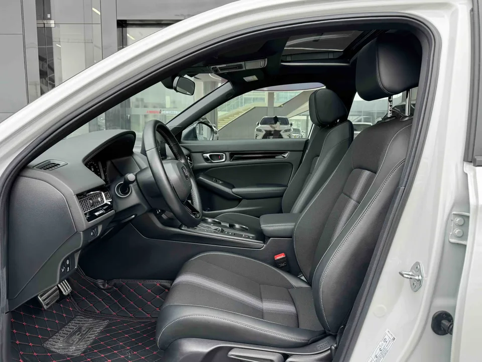 Honda CIVIC 2022 Civic 240TURBO CVT Ignition Edition 2024 — миниатюра 5