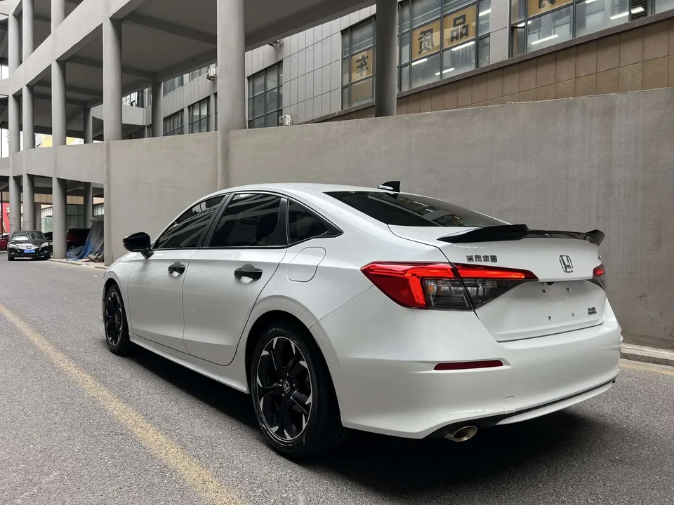 Honda CIVIC 2022 Civic 240TURBO CVT Dynamic Edition 2022 — миниатюра 2