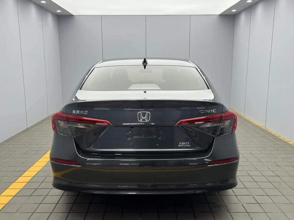 Honda CIVIC 2022 Civic 180TURBO CVT Shangqing Edition 2022 — миниатюра 2