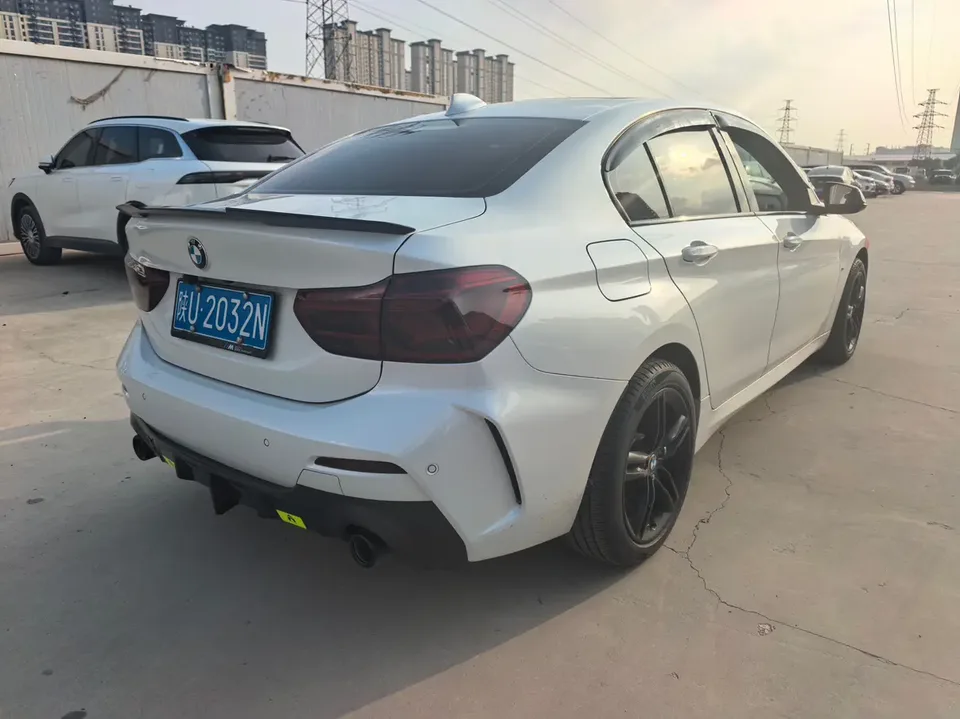 BMW 1 Series BMW 1 Series 2021 120i M Sport Night Edition 2022 — миниатюра 2