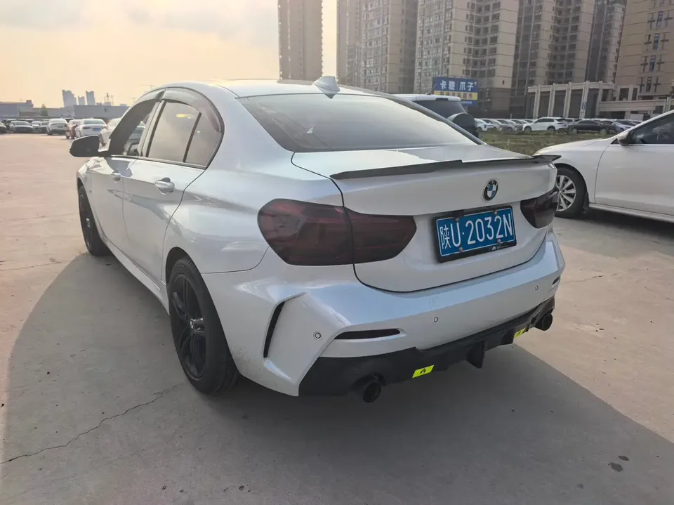 BMW 1 Series BMW 1 Series 2021 120i M Sport Night Edition 2022 — миниатюра 4